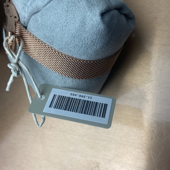 Brand new in the box beautiful Olivia Burton watch - Picture 12 of 12